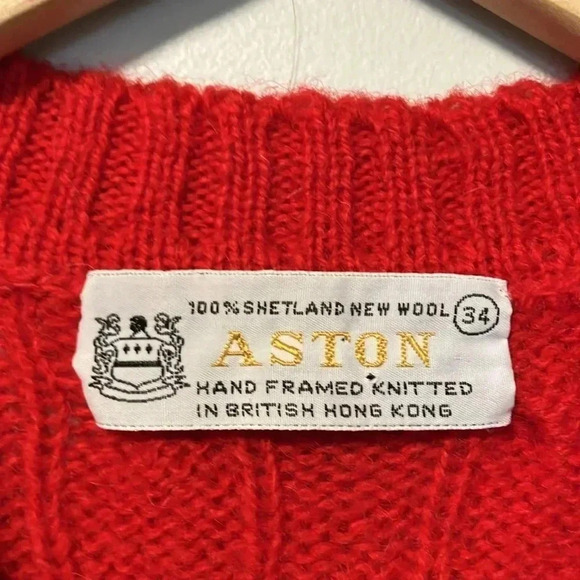 Aston Vintage Hand knitted Hong Kong 100% Shetland wool cable  knit sweater vest - Picture 5 of 6